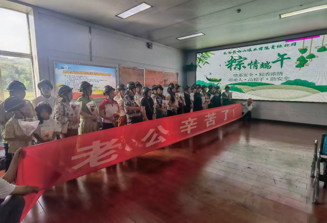 abab88ff829713863228dd99de34b1ff 1.jpg